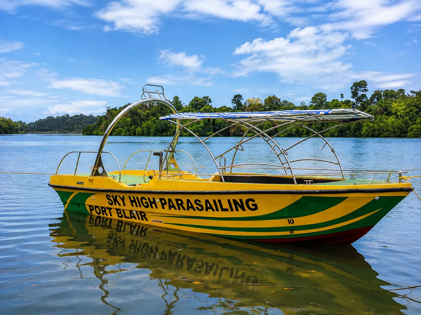 Parasailing Boats